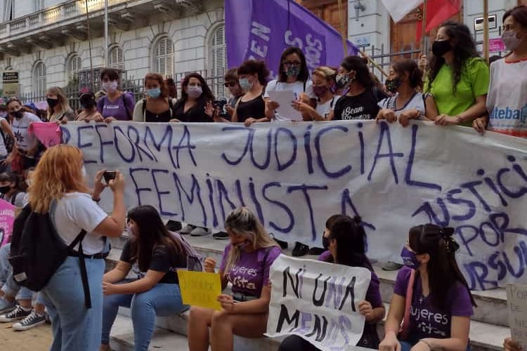 UPCNBA participó de la marcha contra los femicidios y por la reforma judicial con perfil de género