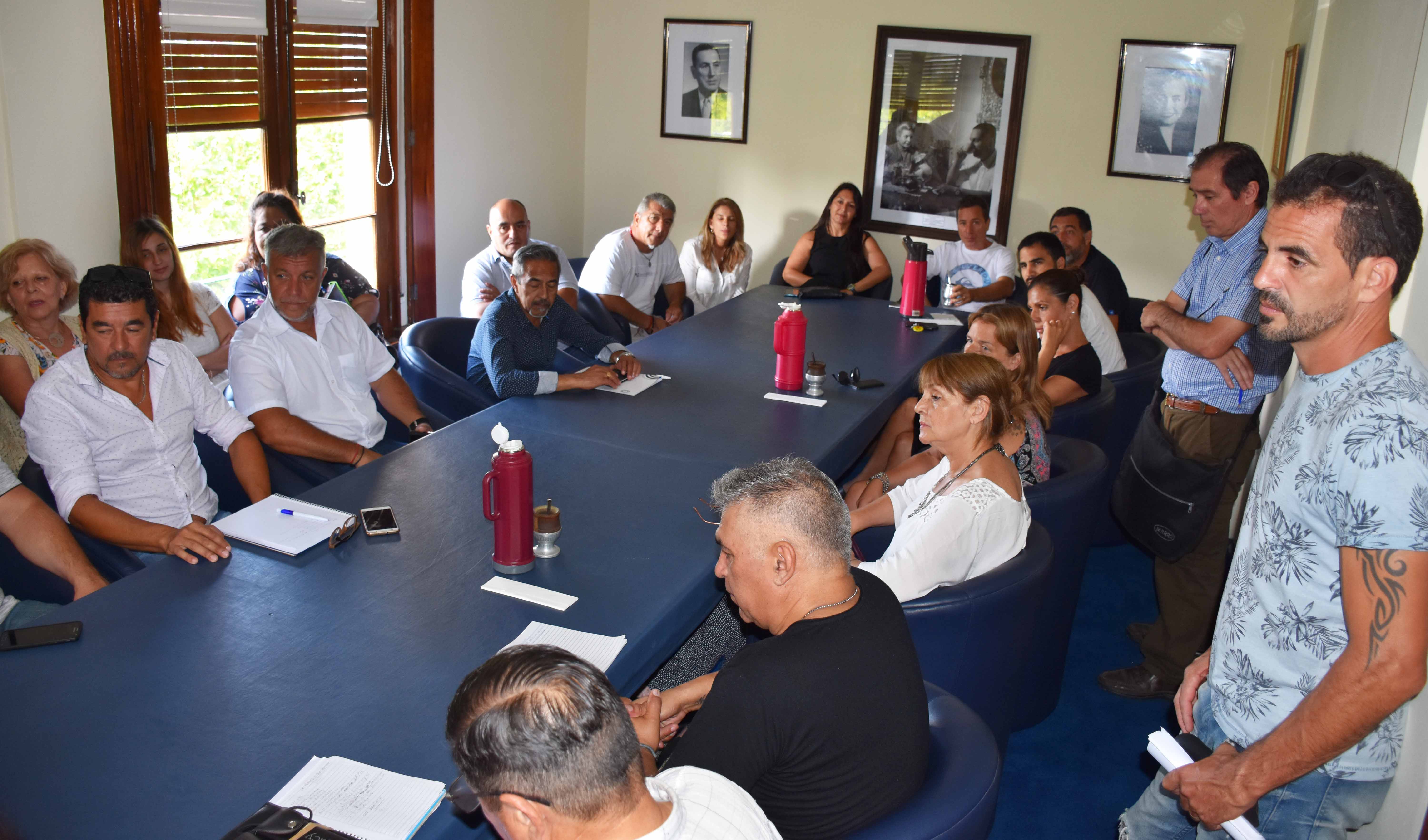 Fabiola Mosquera se entrevistó con los secretarios de Acción Social de las comisiones internas