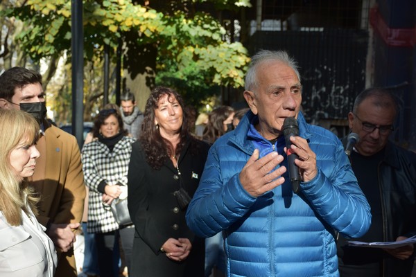 Con un multitudinario acto el Museo de las y los Trabajadores de La Plata inauguró un vitral homenaje a Eva Perón