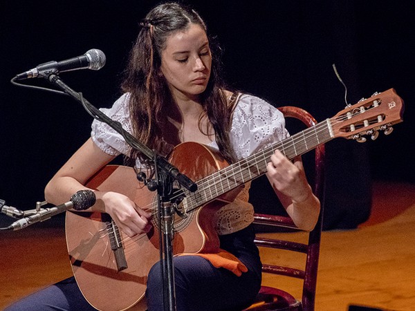 Se llevó a cabo la 27° edición del Festival “Guitarras del Mundo” y se presentó en Baradero, Villa Gesell, Avellaneda, Azul y Bahía Blanca