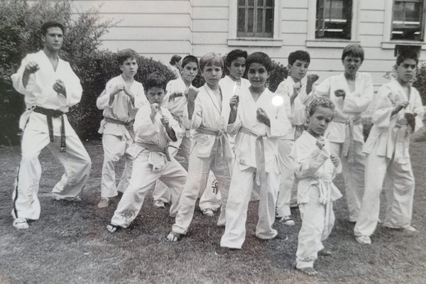 Estudiantes del Taekwon-Do del Edificio Bicentenario, a cargo del maestro de VII° Dan Diego Ledesma, rindieron para Cinturón Negro