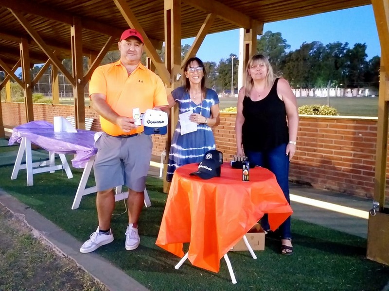 El pasado sábado 13 se disputó el torneo de golf “Apertura 2021” en las instalaciones del Camping de Arana