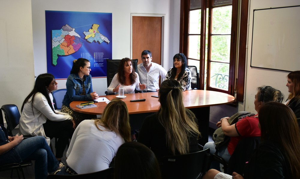 Igualdad mantuvo un encuentro con las secretarias del área de las comisiones internas ministeriales