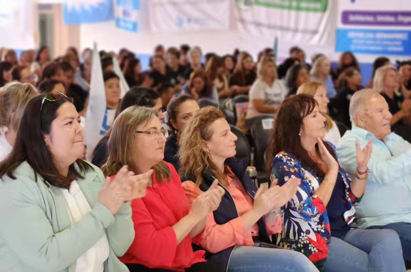 3plenariomujerescgtregionallaplata4