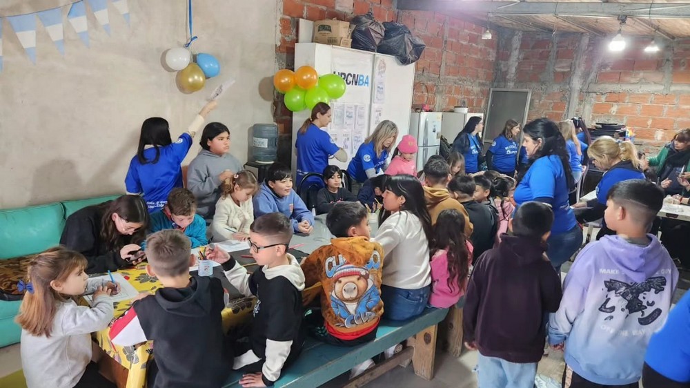 Fabiola Mosquera encabezó una jornada solidaria por el Día de la Bandera en Altos de San Lorenzo