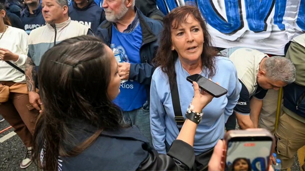 Andrés Rodríguez y Fabiola Mosquera encabezaron la participación de UPCN en la movilización de la CGT