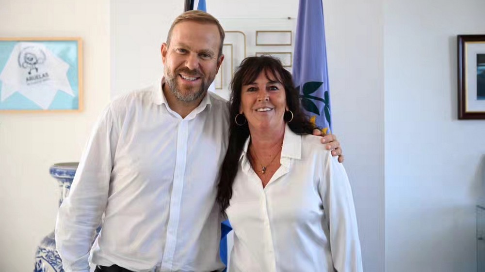 Fabiola Mosquera se entrevistó con el intendente de Ezeiza Gastón Granados