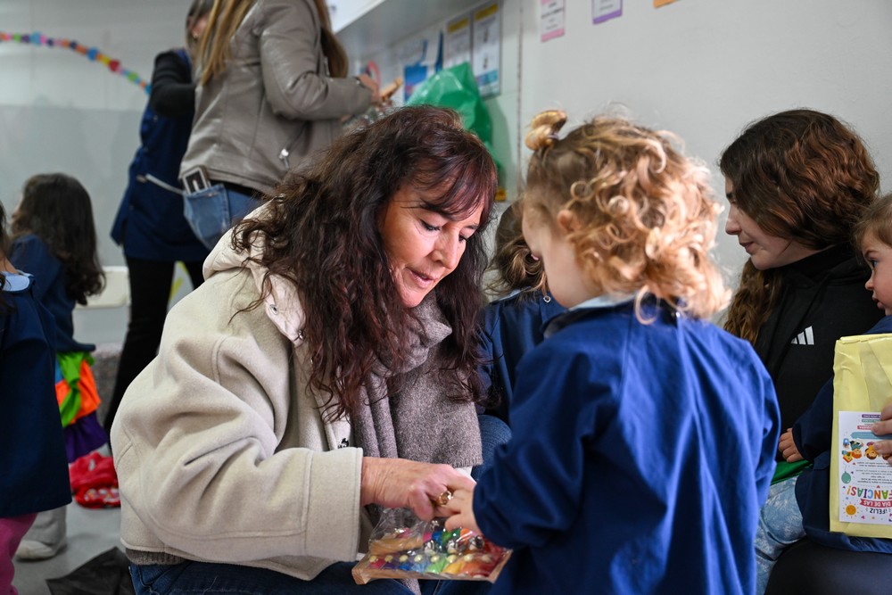 3 2