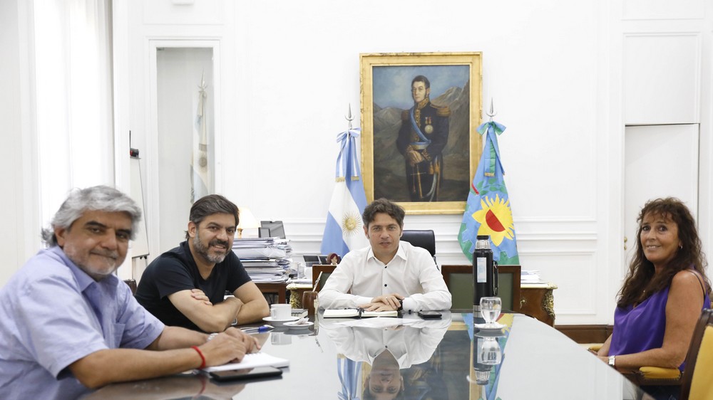 La secretaria General Fabiola Mosquera mantuvo un encuentro con el gobernador Axel Kicillof