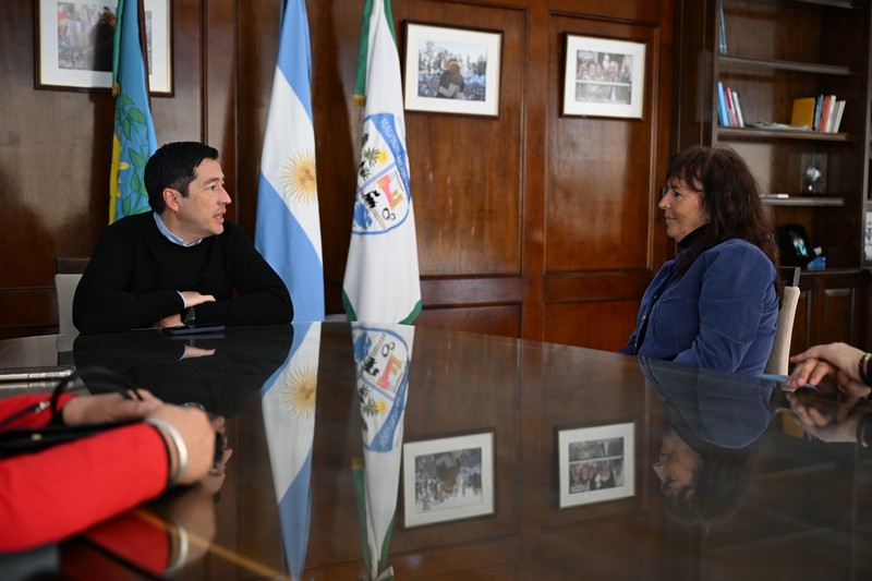 Fabiola Mosquera se entrevistó con el intendente de Malvinas Argentinas, Leonardo Nardini