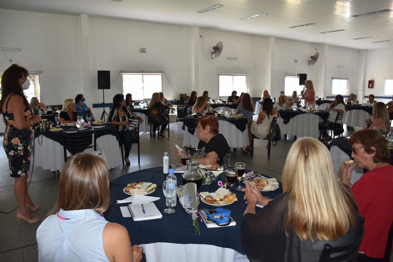 La secretaría Adjunta realizó una charla por el Día Internacional de la Mujer y un reconocimiento a mujeres de la UPCNBA por su invalorable compromiso gremial