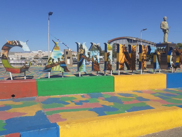 Jubilados y jubiladas de UPCNBA visitaron el barrio porteño de La Boca