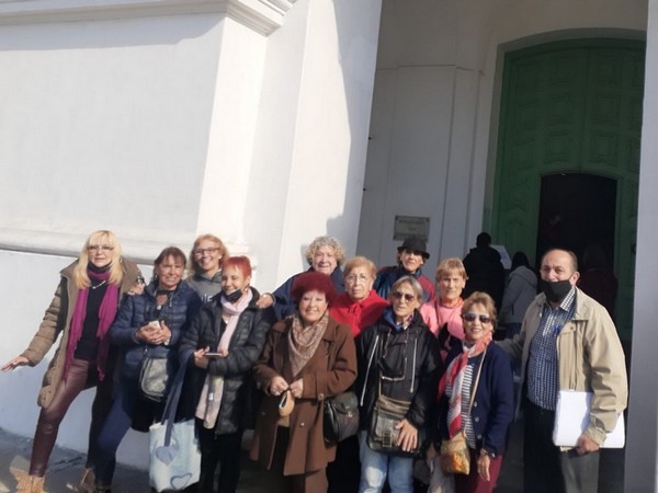 En una excursión grupal, jubilados y pensionados de UPCNBA visitaron edificios y sitios históricos de la ciudad de Buenos Aires