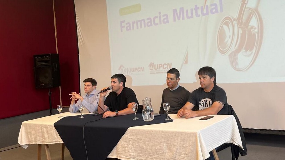 Jornada informativa sobre beneficios de la Farmacia Mutual de UPCNBA en el Edificio Bicentenario