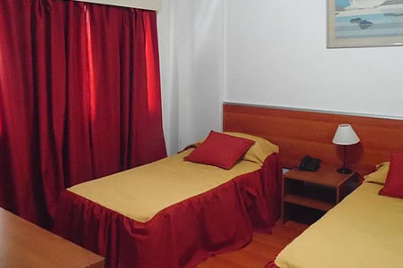 Hotel Adrazi